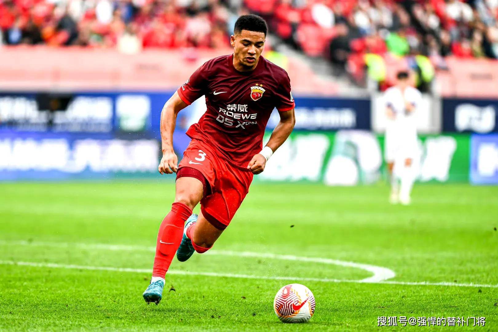 英雄联盟官方直播-包含亚冠倒计时，新疆广汇今夜扳平良机，细节引发关注，底气十足，身体对抗强度拉满的词条